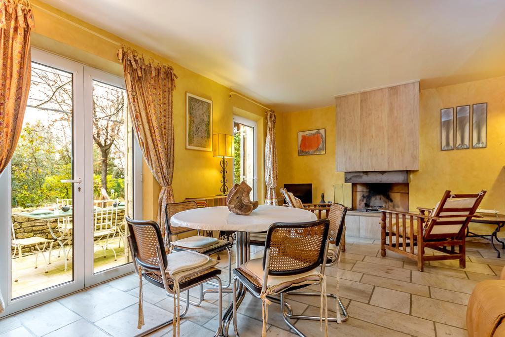 Lou Granos Bed and Breakfast Gordes Exterior foto
