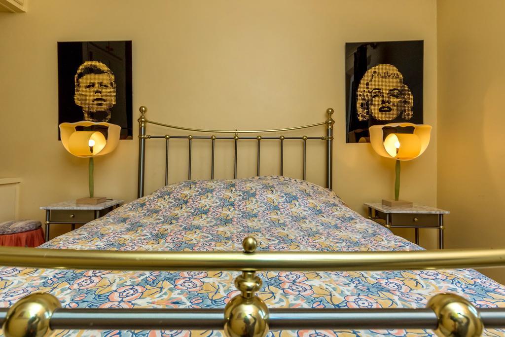 Lou Granos Bed and Breakfast Gordes Exterior foto