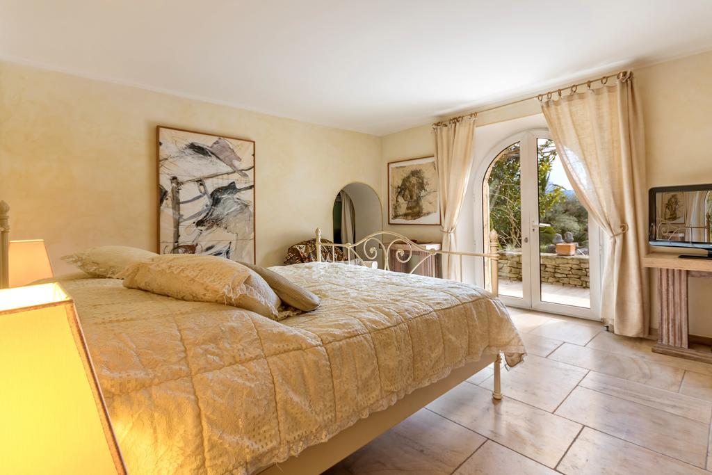 Lou Granos Bed and Breakfast Gordes Exterior foto